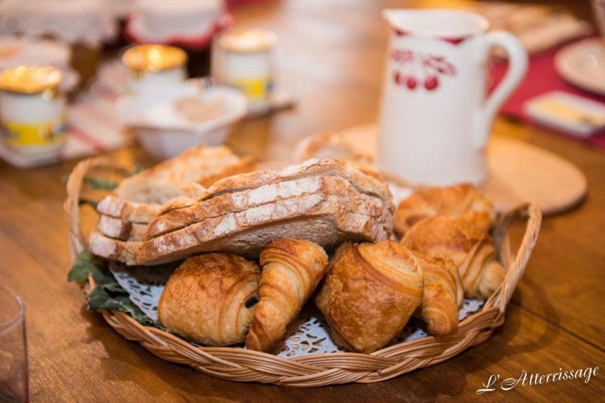 L'Atterrissage Bed & Breakfast Santes Luaran gambar